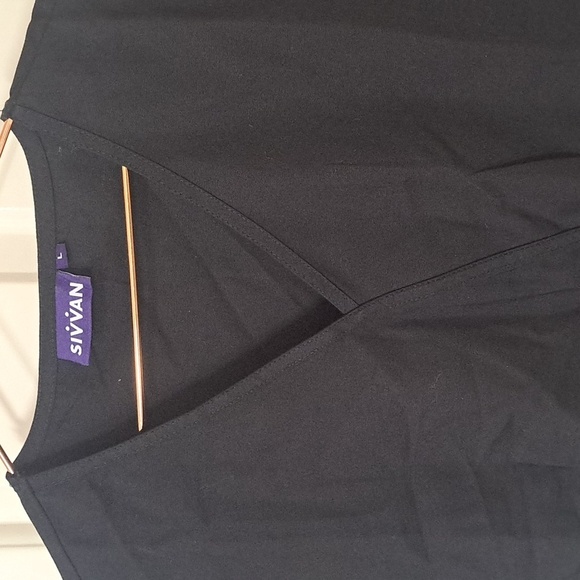 New Sivvan Scrubs 2 Tops Mock Wrap Size Large - Picture 12 of 12